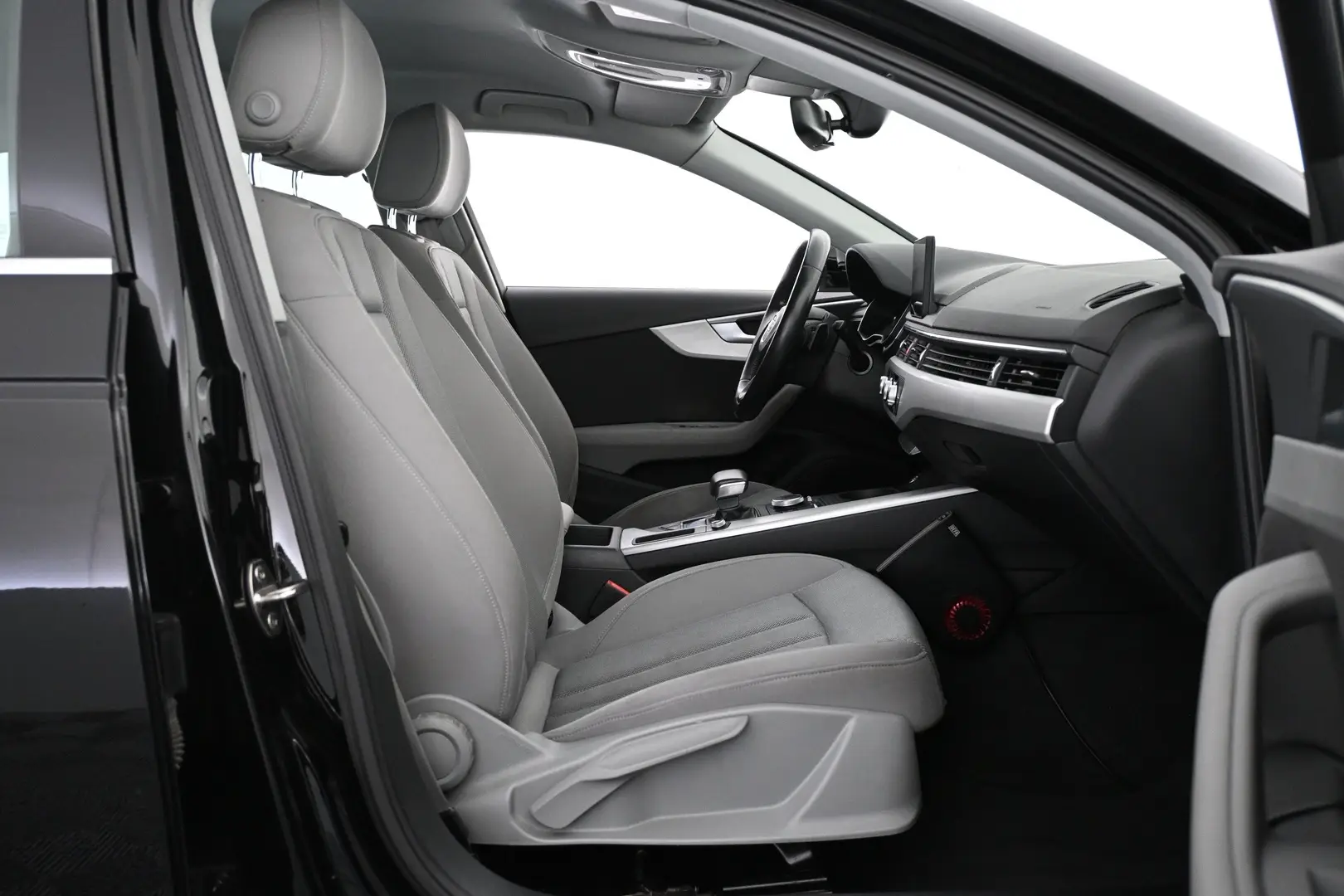 Car Image - 7Ji2oQ9T0EyNeCa5CV9ZKj