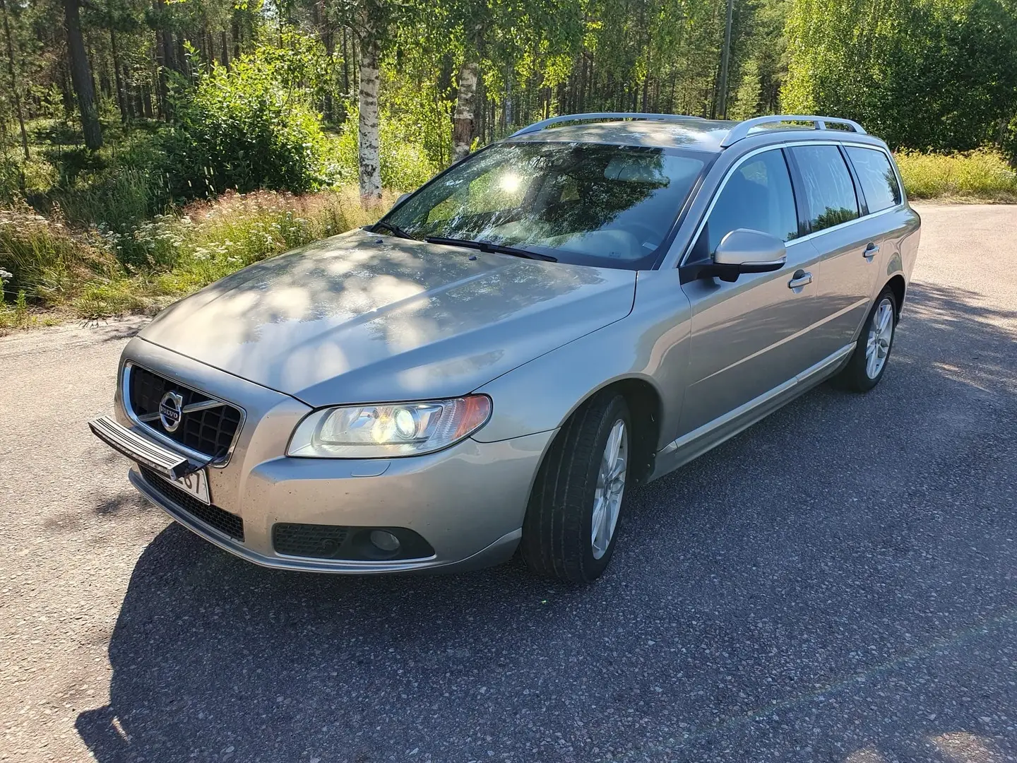 Car Image - 5R1xvDqNcLpxQ9Qka1cVHn