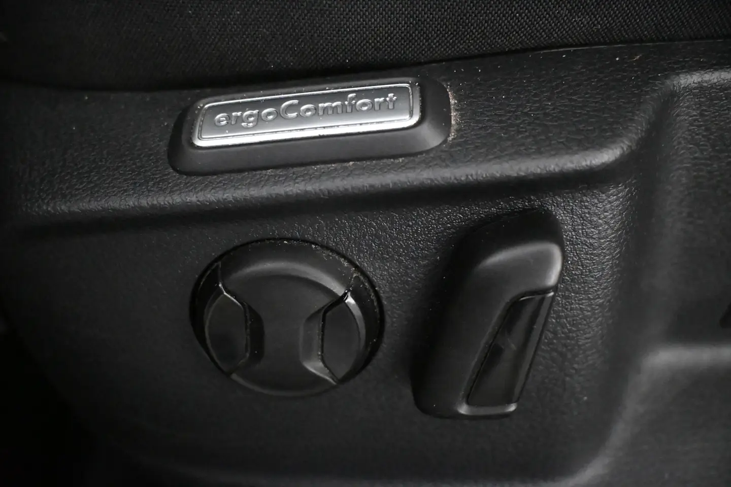 Car Image - 1fSmpqHeoIpLdqpKE7DISp