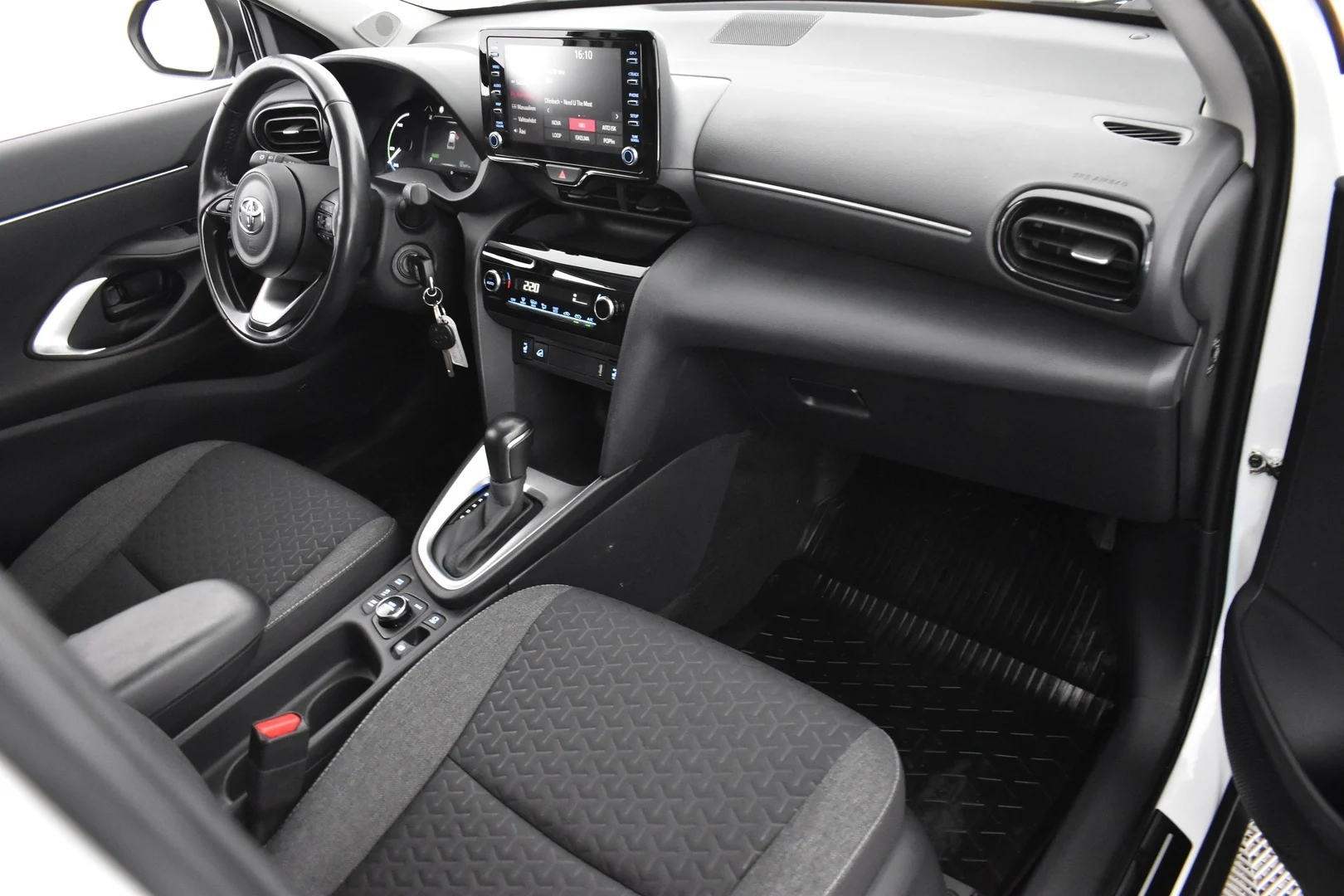 Car Image - 2Kra0h8Cy71aTqLhebFHyX