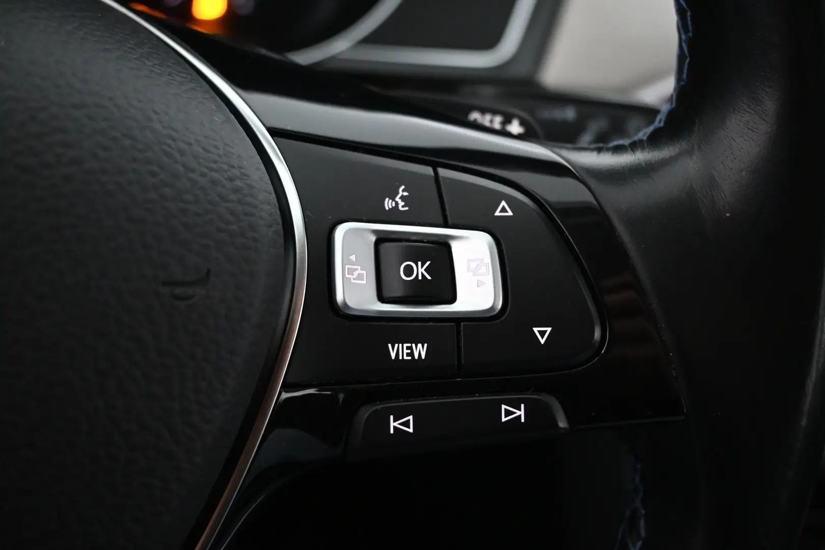 Car Image - 3Kfiu7oIfEuxYT8KgYBhAZ