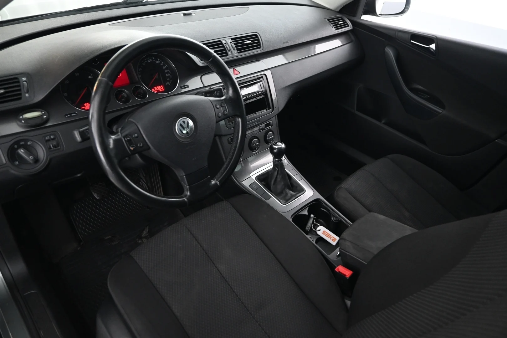 Car Image - 31mICo9XjHM5BUxG49eWpY