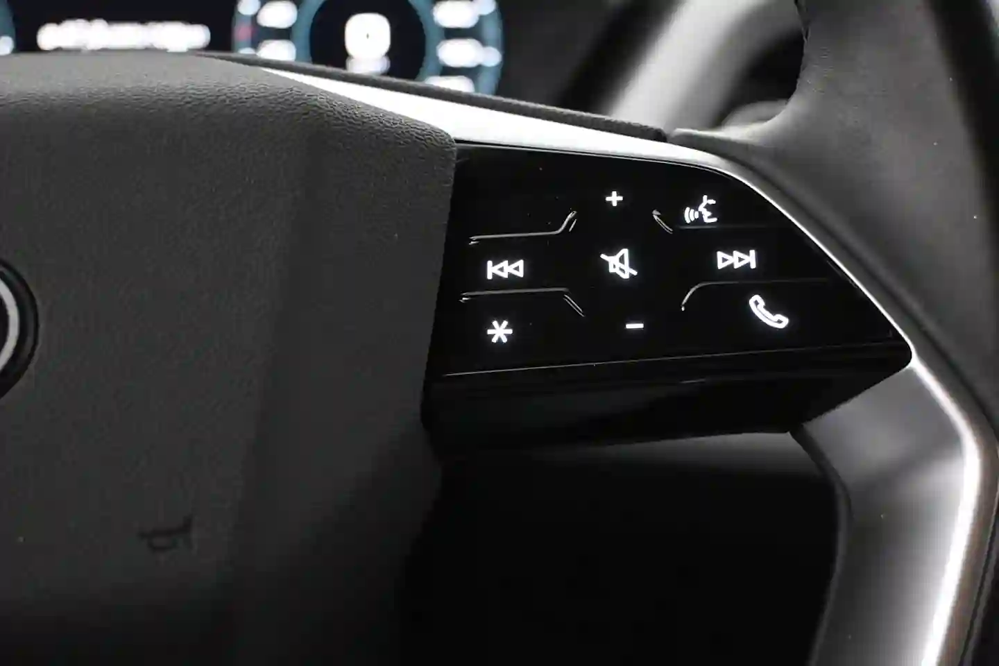 Car Image - 1biCP1kPR6m8JzgfFqo1MF