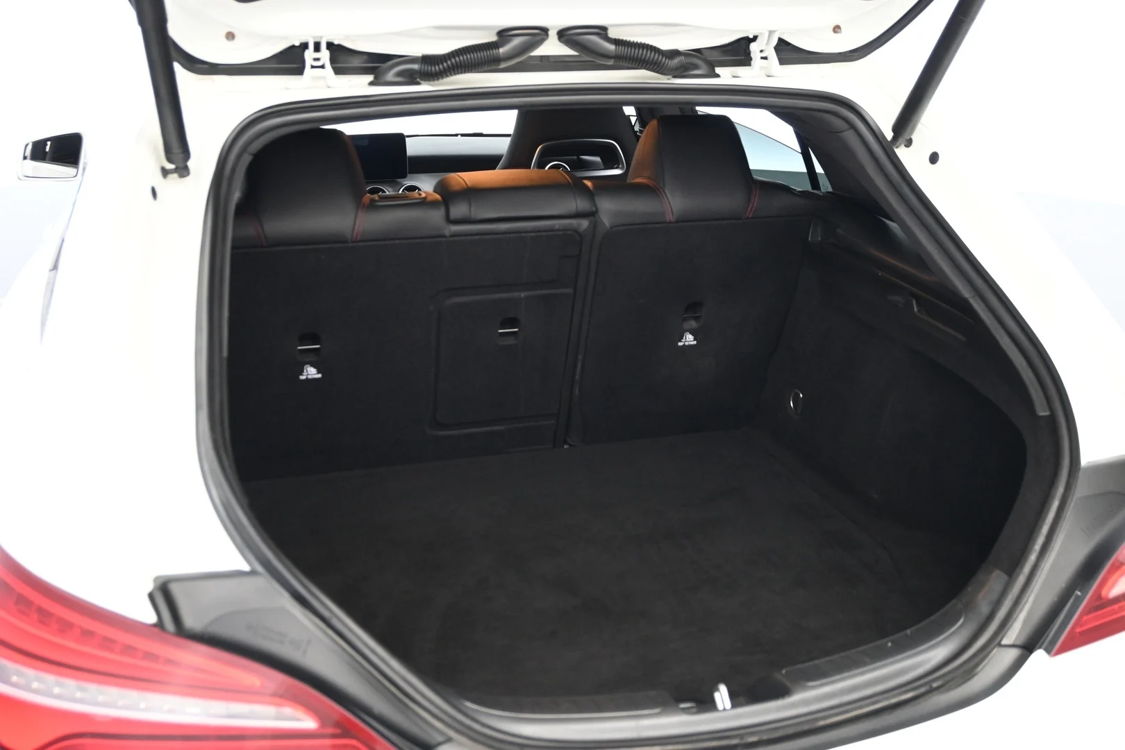 Car Image - 0d0X5v9xQsOZJfiD50Pxg