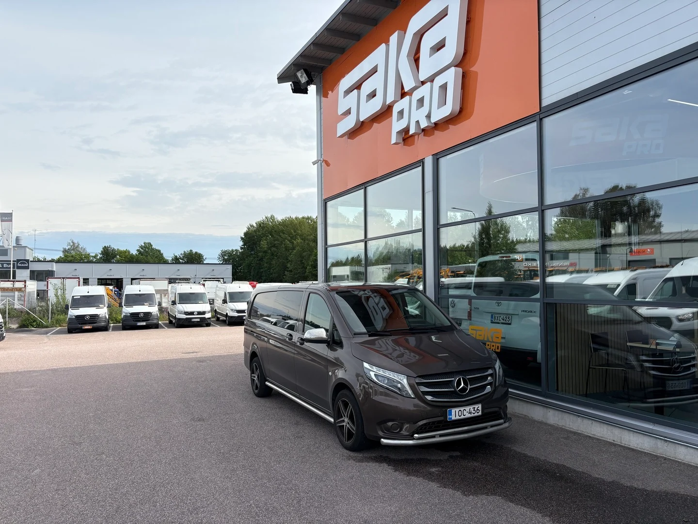 Car Image - 237KLGyLfifPmkbZaeP8lX