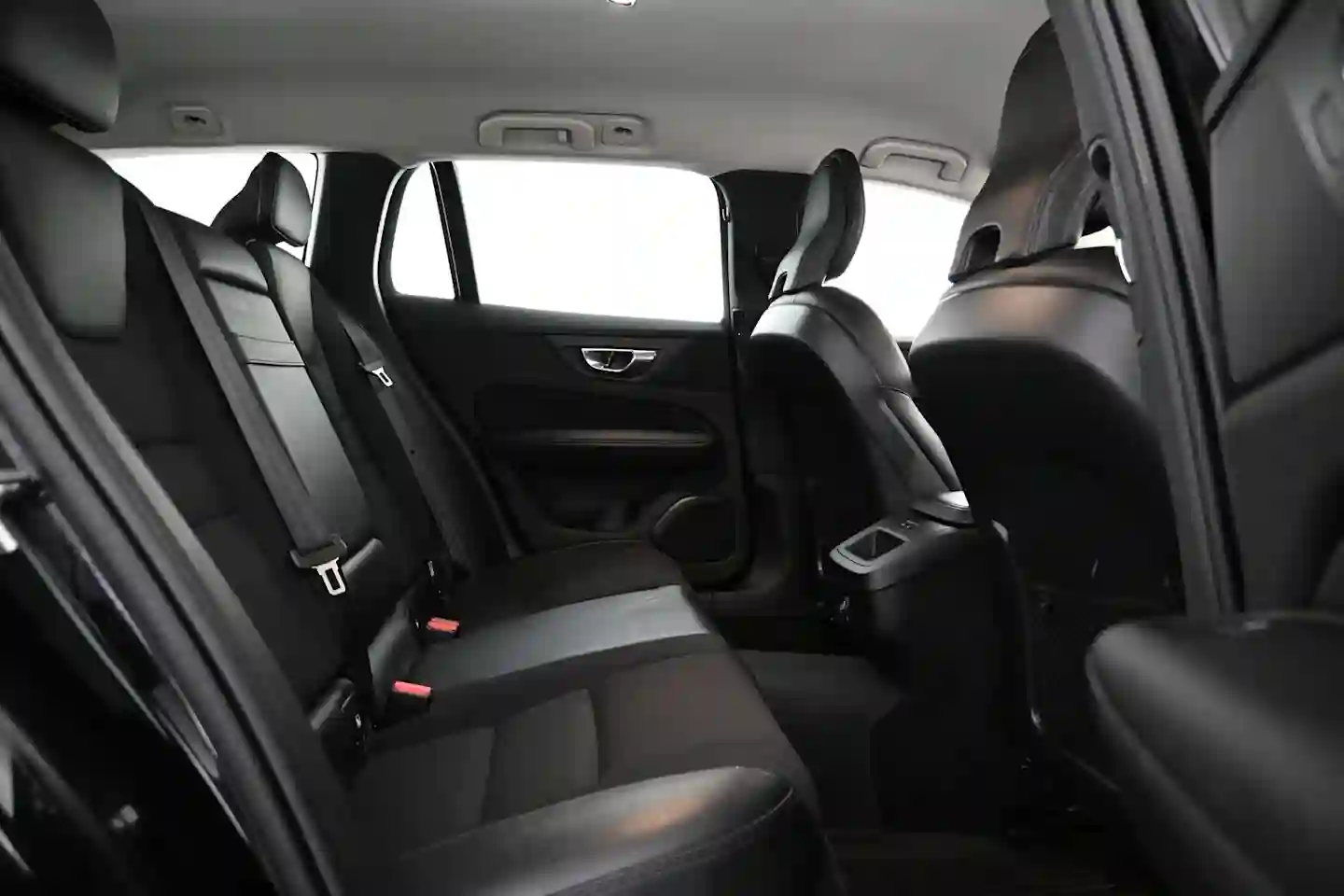 Car Image - 7d4dnpzTr6G5Xq8Xdor9F5
