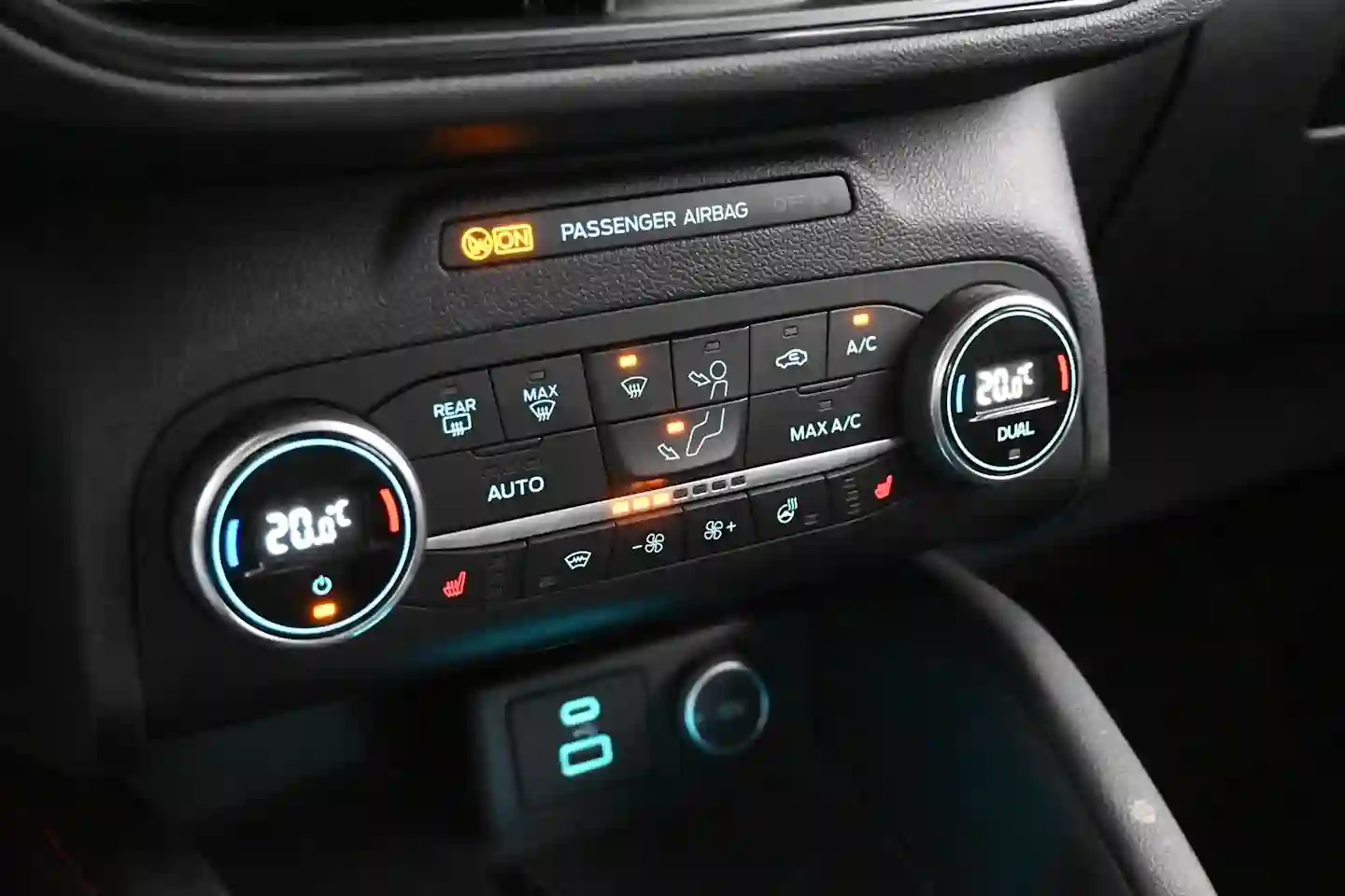 Car Image - 2ooH5lXekg79L5gwgmrIU7