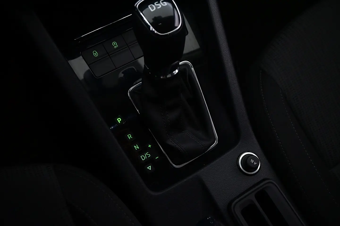 Car Image - Iy3yJM8V4h9xhr17REdd4