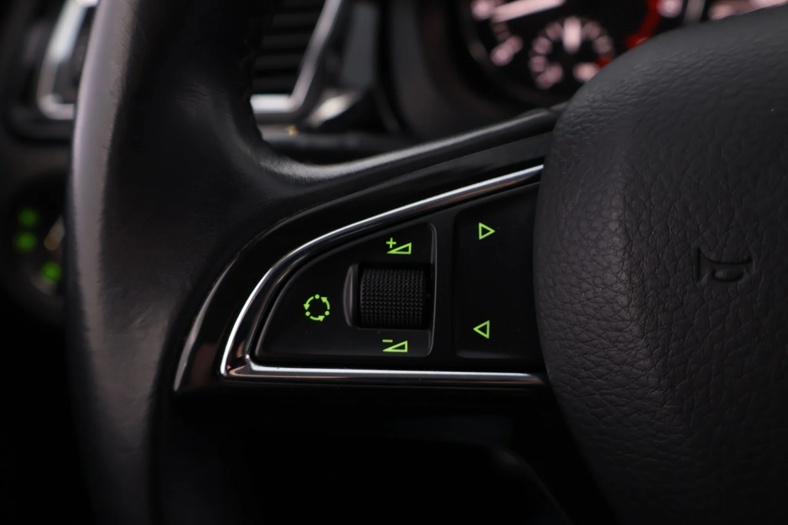 Car Image - 2ol3rFYDIyNrD53CYK4n24
