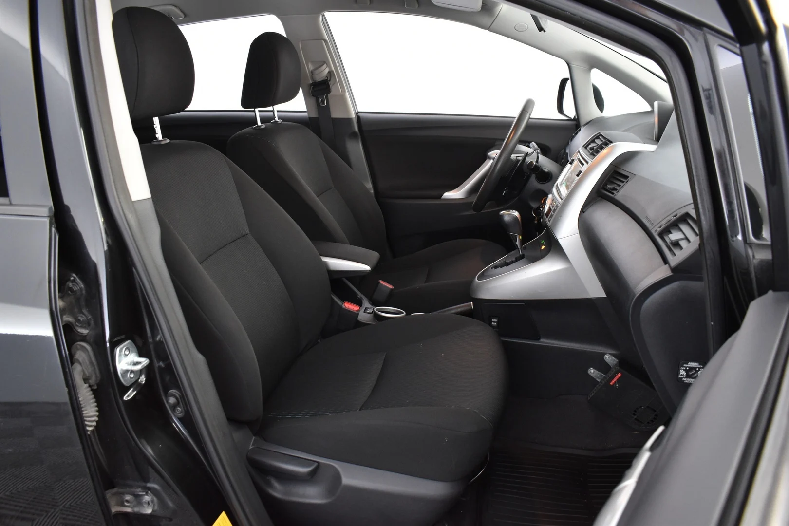 Car Image - 5fju7lrnmUsXY6gk4AfNel