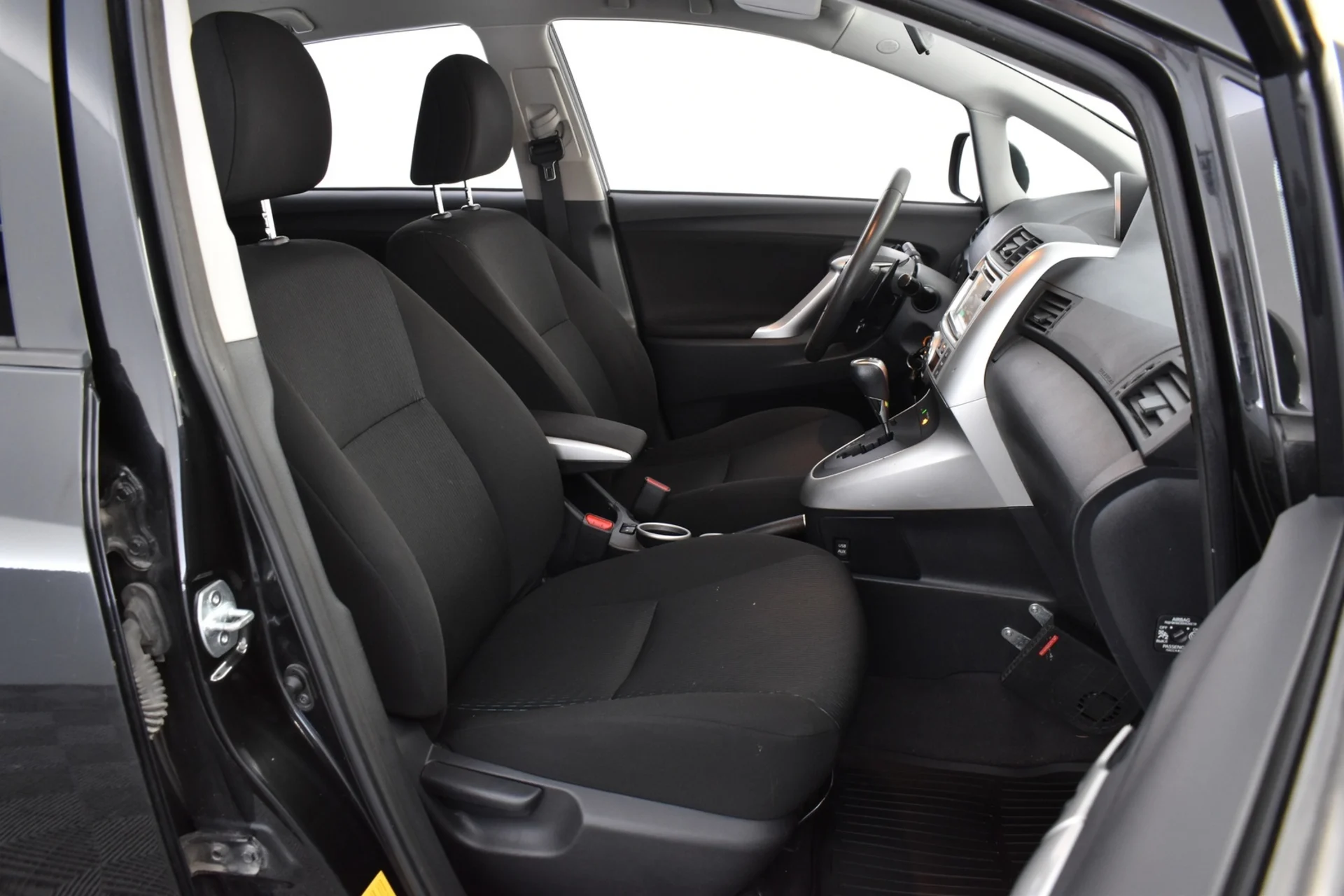 Car Image - 5fju7lrnmUsXY6gk4AfNel