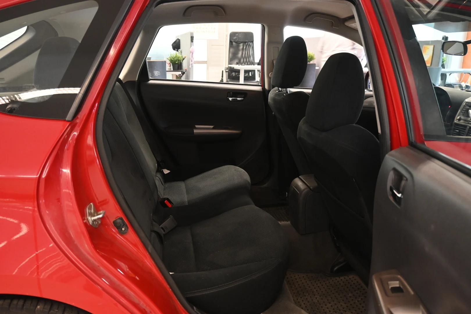 Car Image - 30OQstjzz7XLm0TIamuF1d