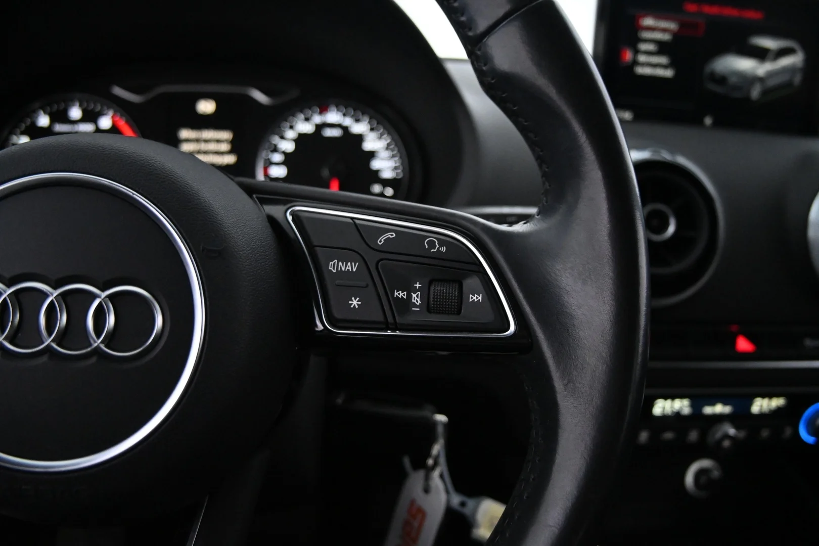 Car Image - 78IIM82vVBgsLxLSCsTKOQ