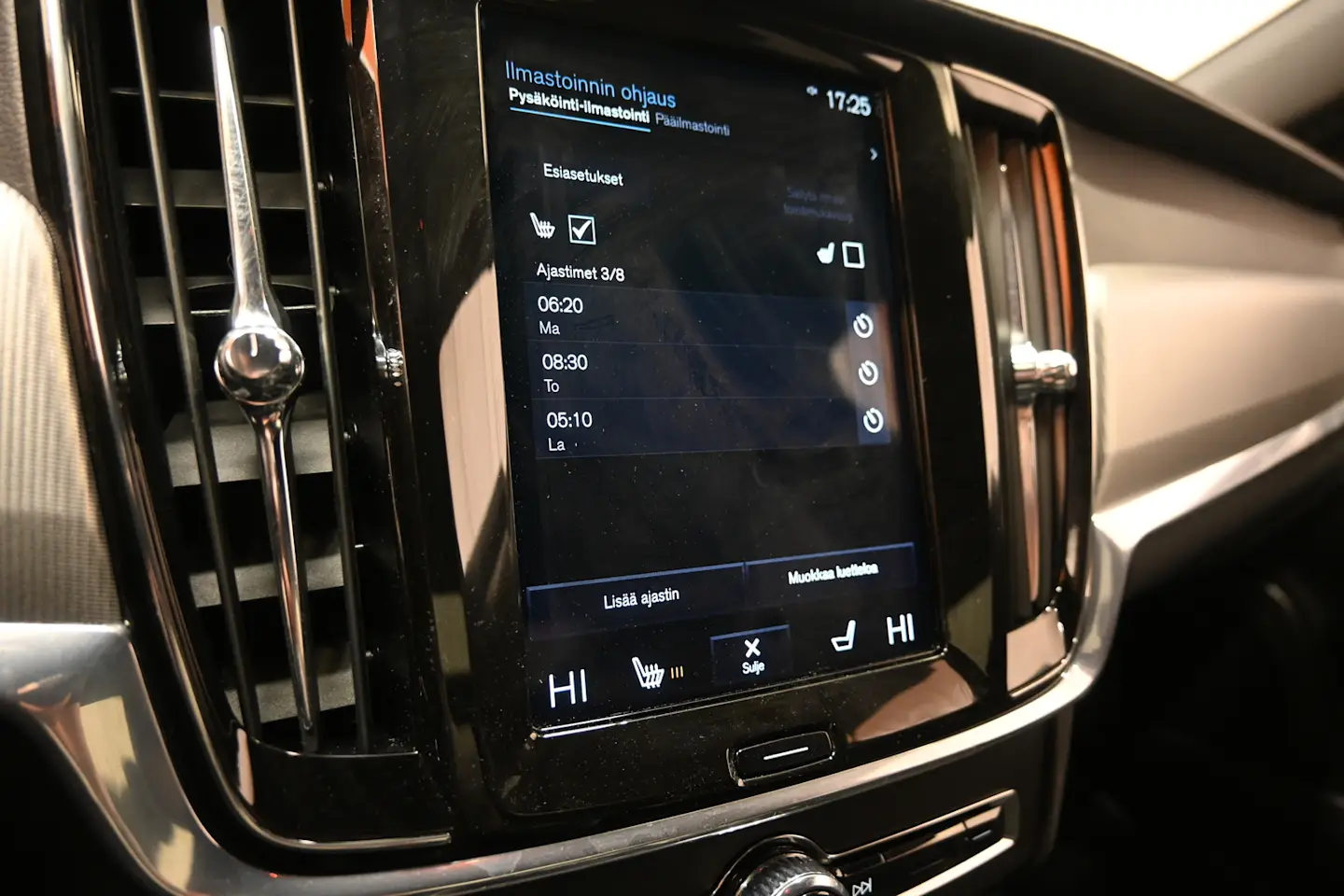 Car Image - 7uA1qSiMrZqz8cOSy1V6cZ