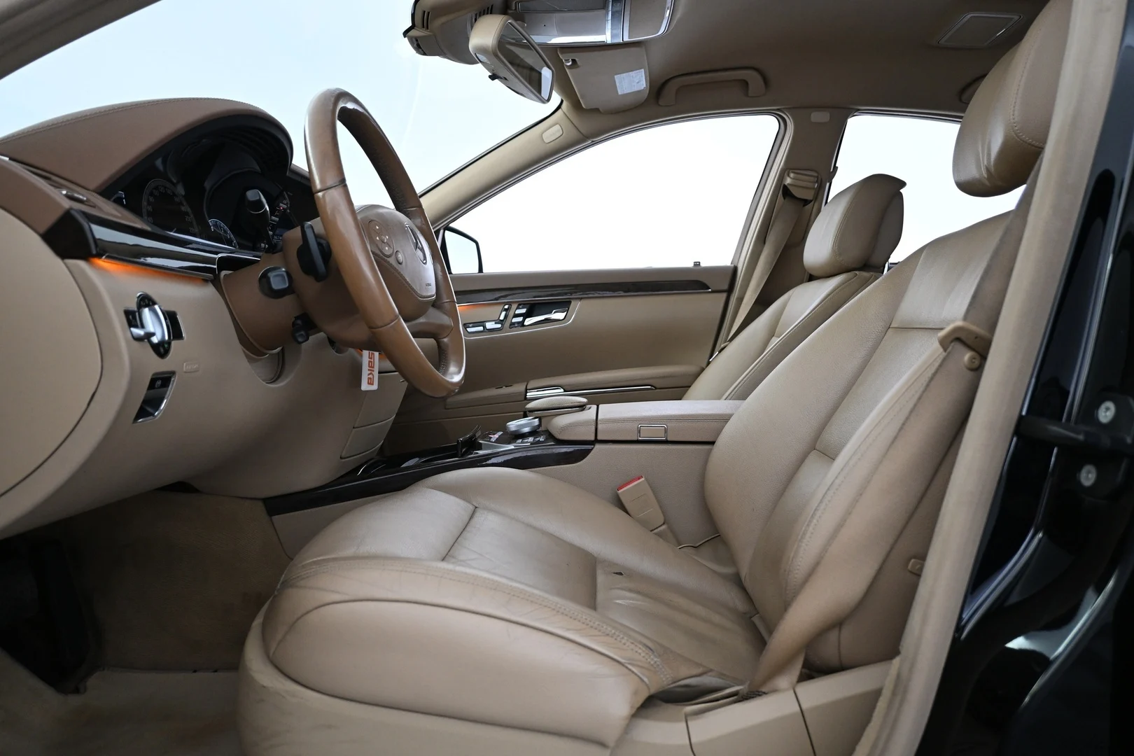 Car Image - 2enNdM60GVzKcCiQBbskgi