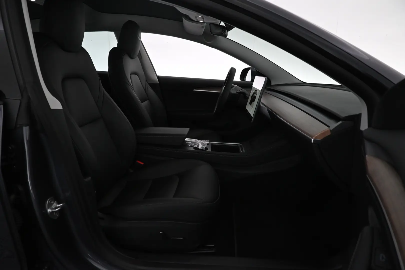 Car Image - 1mXXlfB7vpchRVwcb78xAI