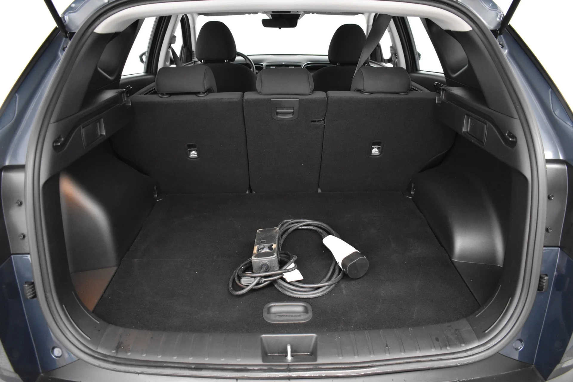 Car Image - 6ONAkCV2CrcT2N1yLs3Yqa