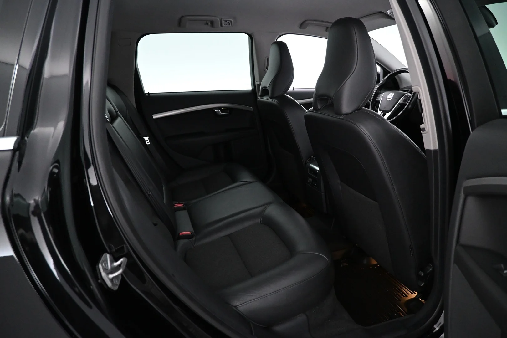 Car Image - 4Lg57iBolb09Vd9nrwFZVU