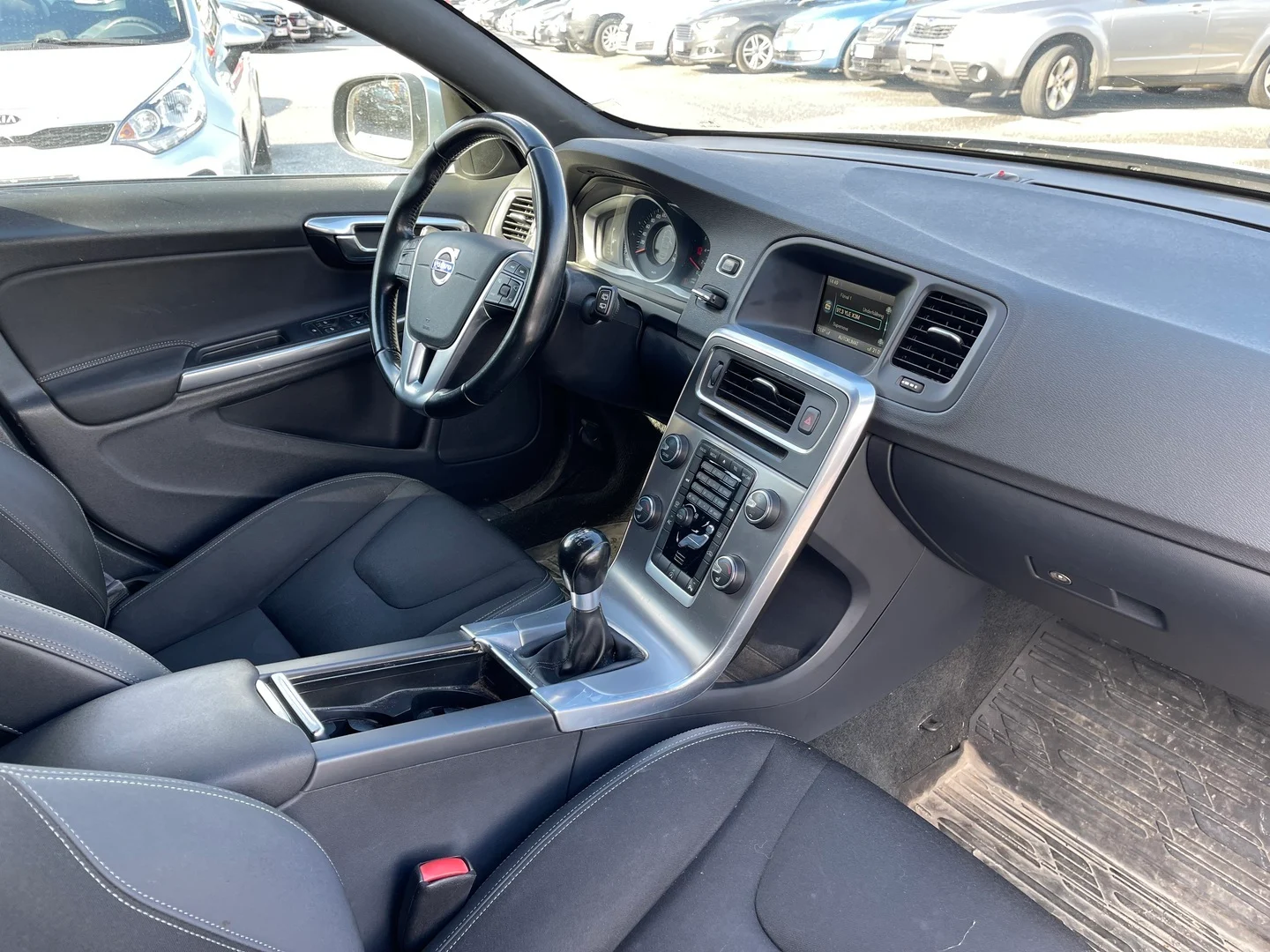 Car Image - 6gOrfLRZfSCtNzMa1Y0zSq