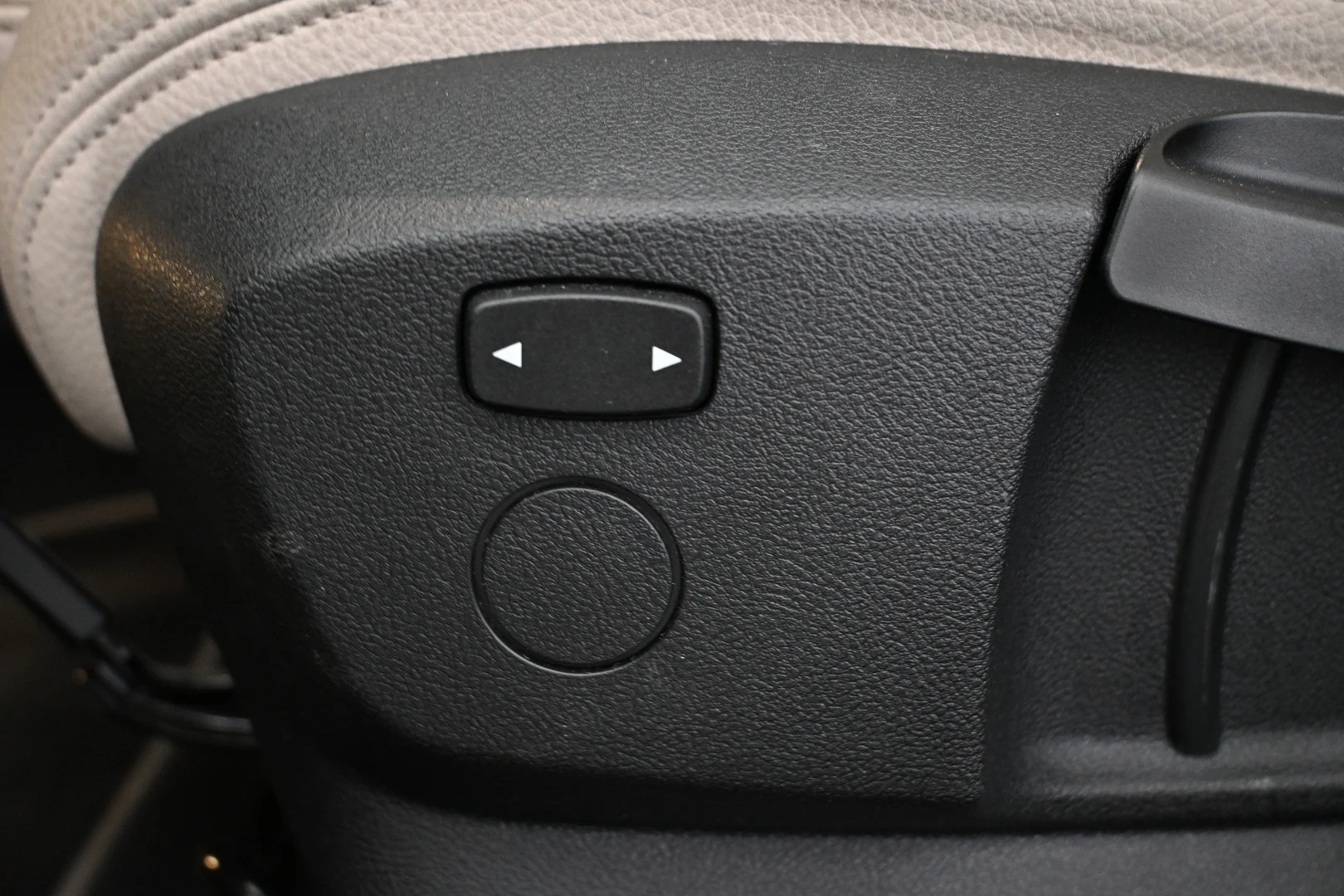 Car Image - 1kMYCYDGhSITg2Me6IdWHC