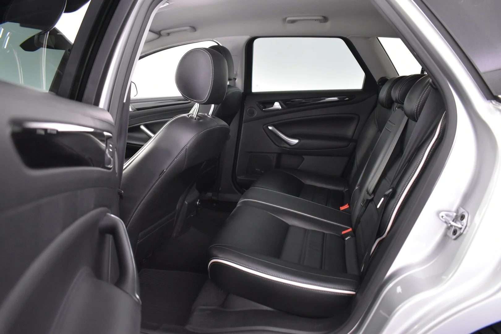 Car Image - 7fMsxtvZleHfOl4MFn0wcZ