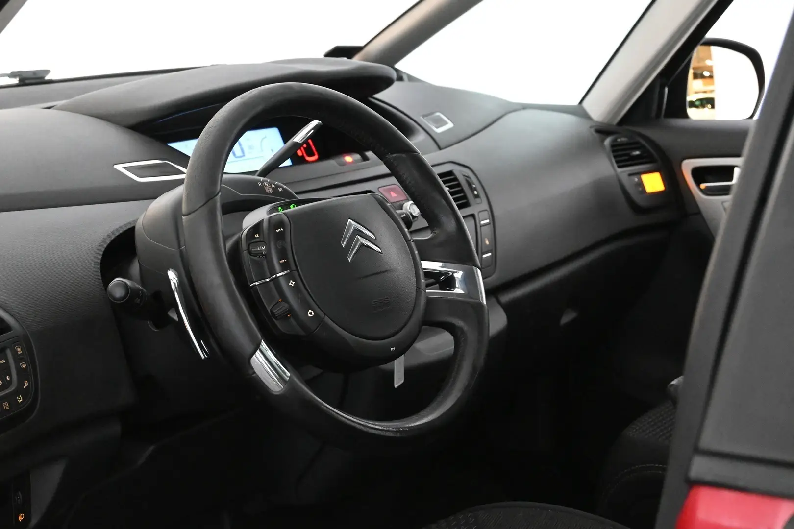 Car Image - 1xFdAt7O5dIC9szSv0Kecz