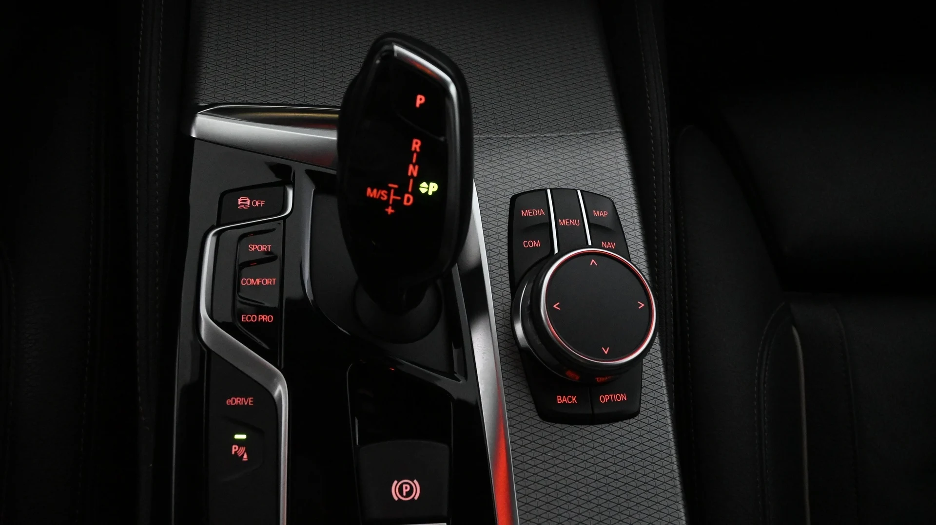 Car Image - 6WALL0E1NmkfBtmTAGa8hk