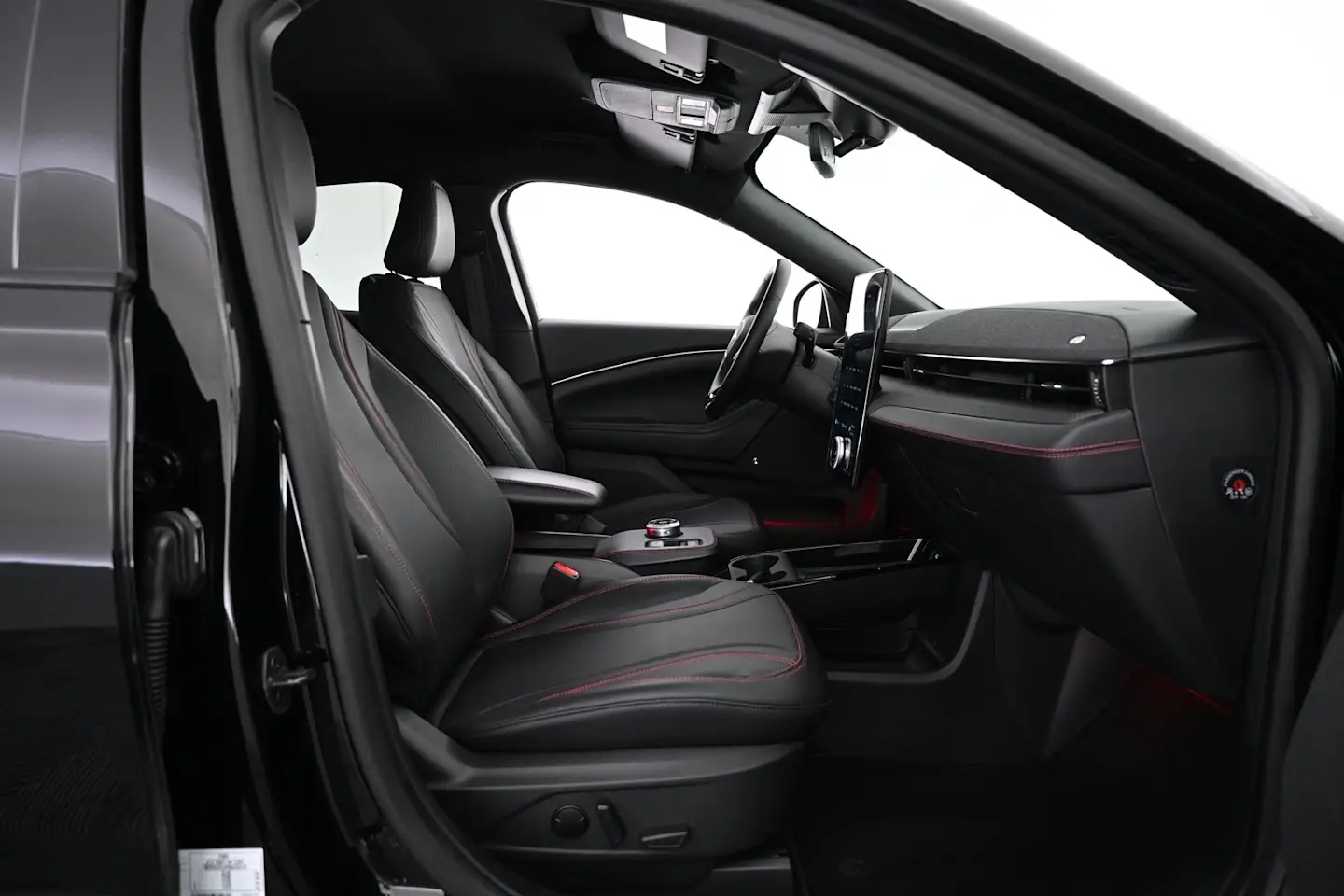 Car Image - 2NtY9ZnU68GQga3ahMmU2g
