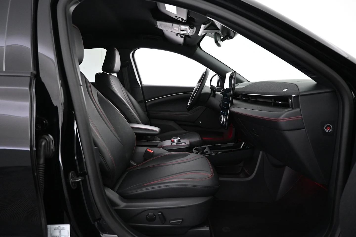 Car Image - 2NtY9ZnU68GQga3ahMmU2g