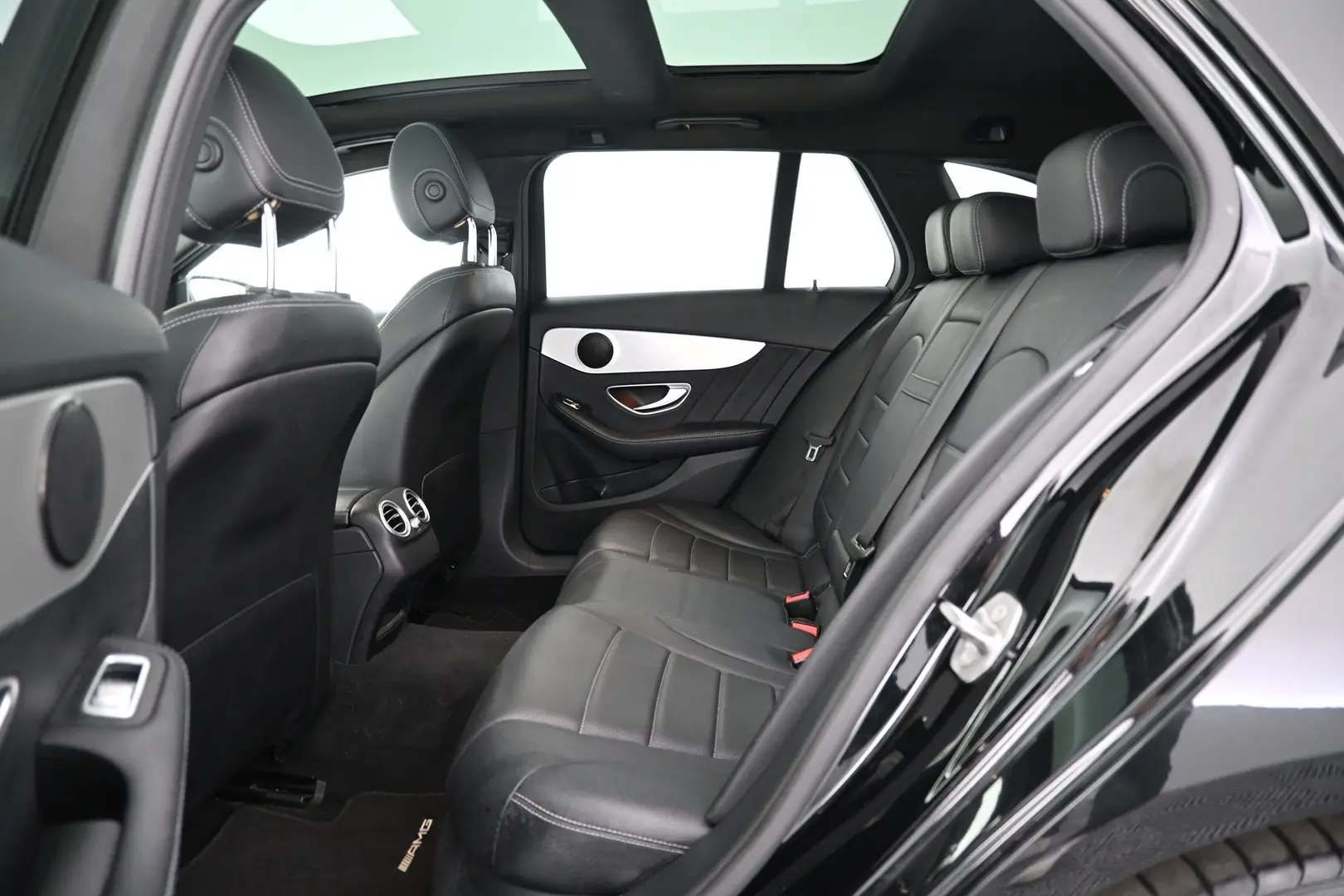 Car Image - 5I6QvD6NHEatTZWDhsLR91