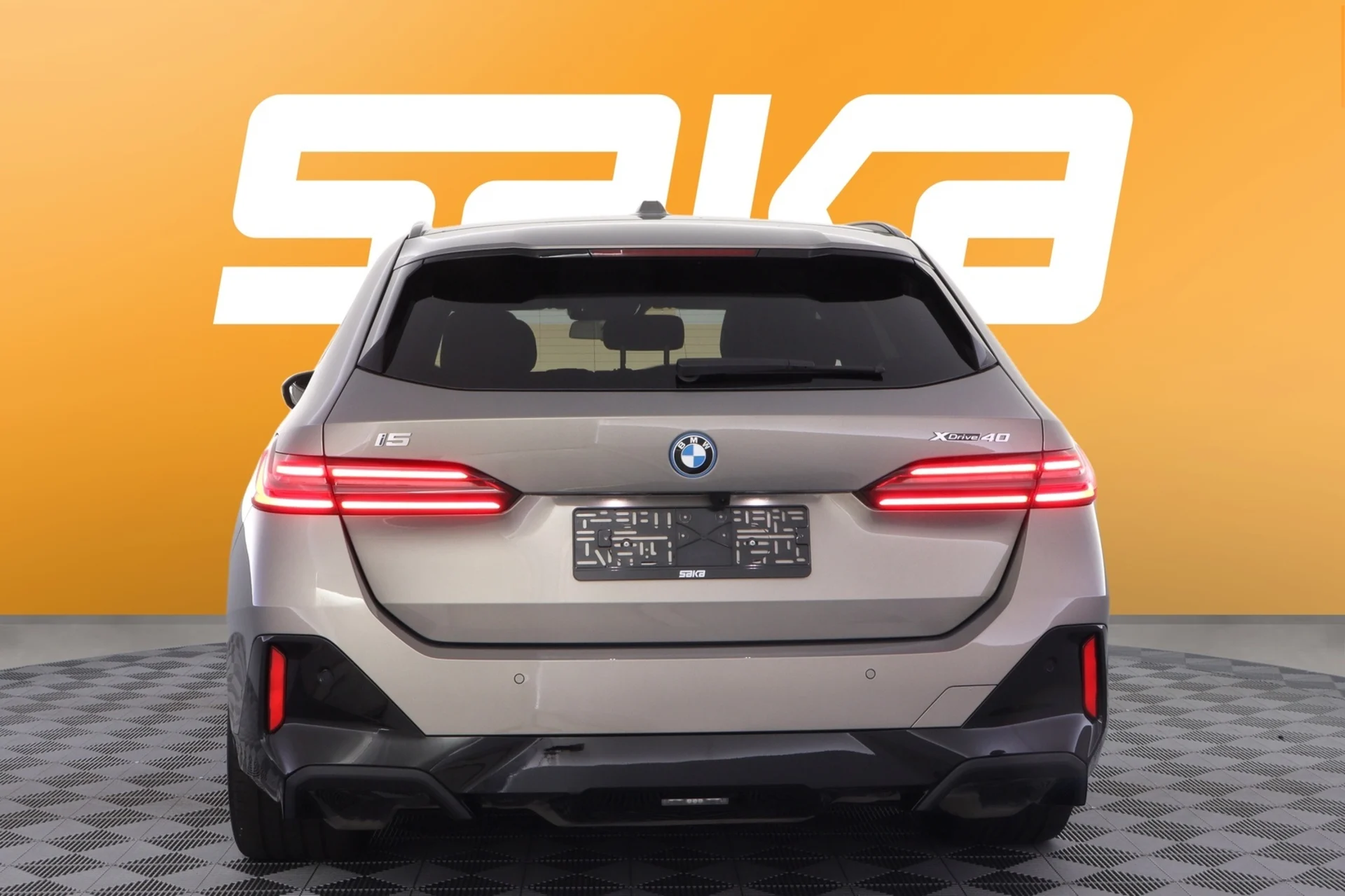 Car Image - 3fLmq34zL5Nn4X1hOmxT9N