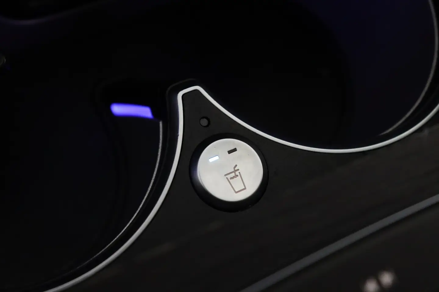 Car Image - 2Cky1F6YdLD34FSpbQ8Nns