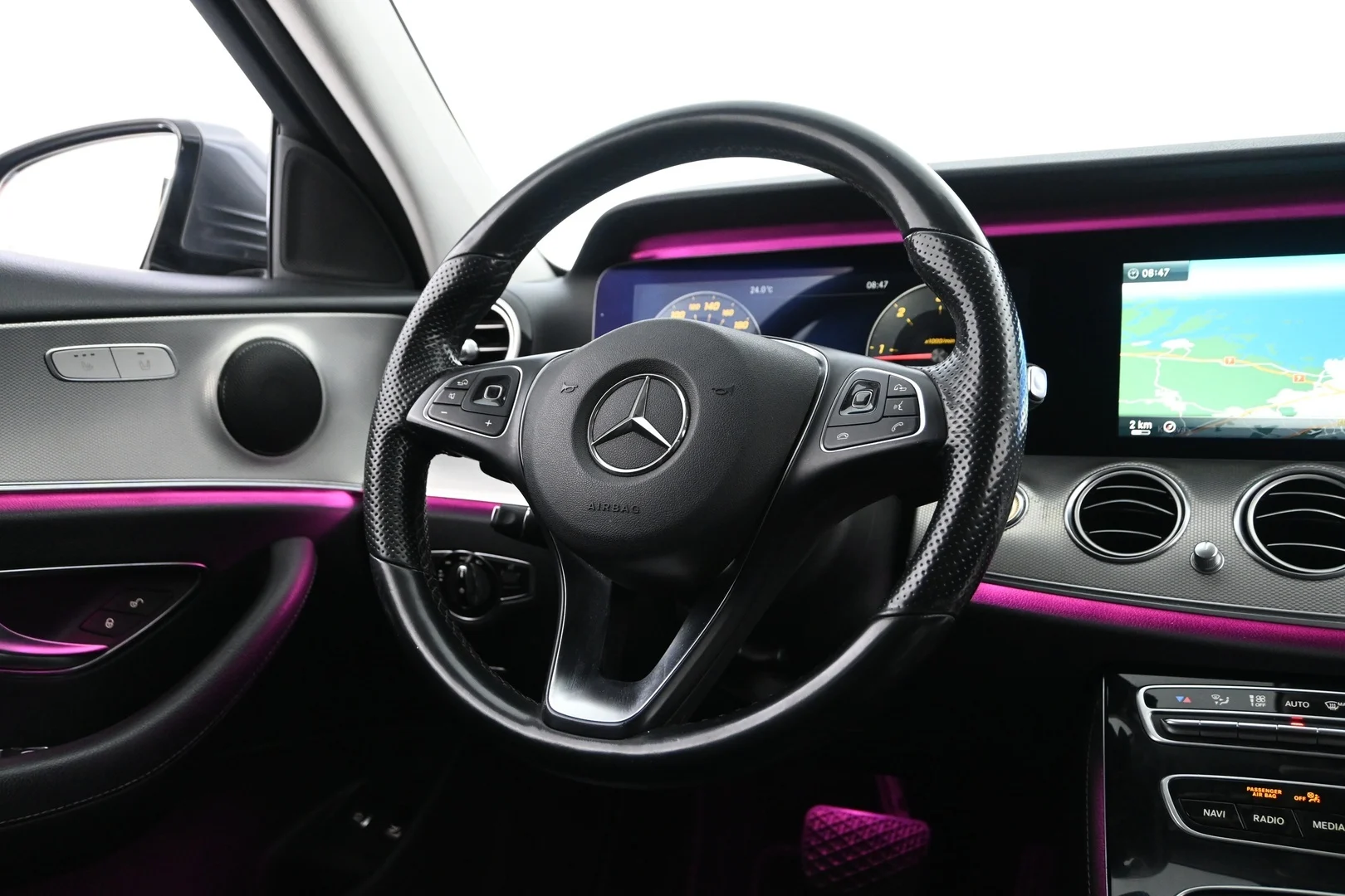 Car Image - 4UG0Z5jGIsw90TGmykt9zb