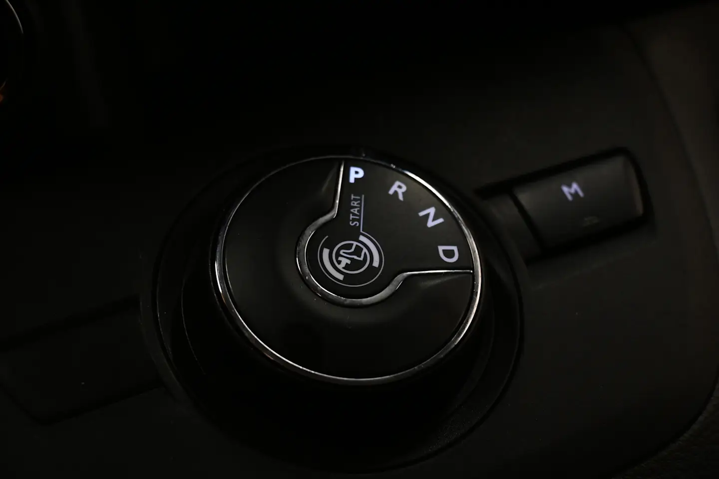 Car Image - 4fnyhEx7F5AEMxDQ10PTSa
