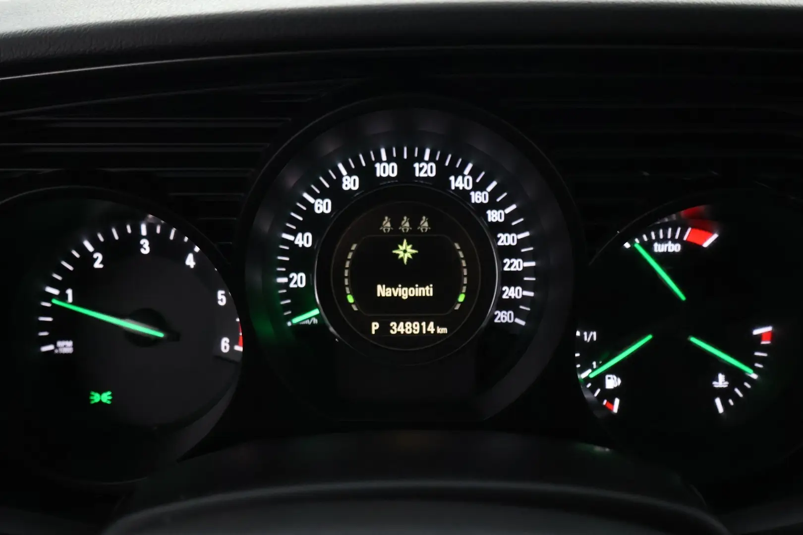 Car Image - 1aKUHnX1JDkFvxR7H8yOoL