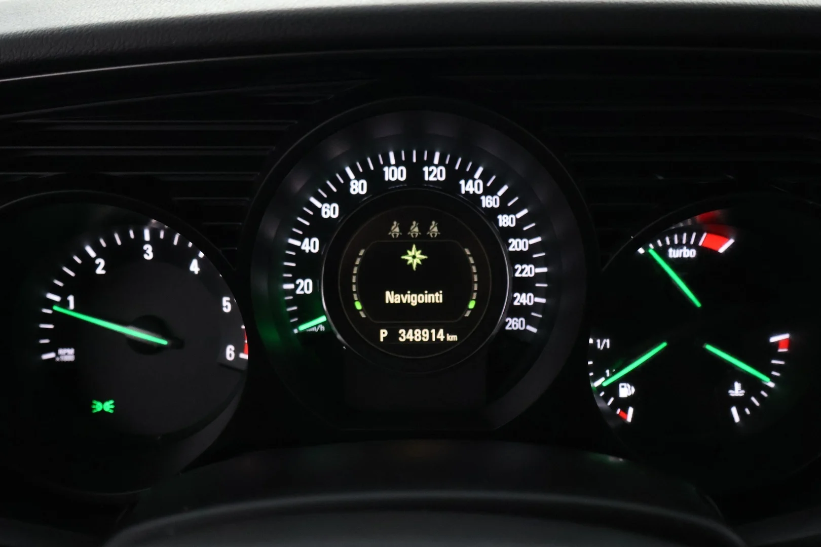 Car Image - 1aKUHnX1JDkFvxR7H8yOoL