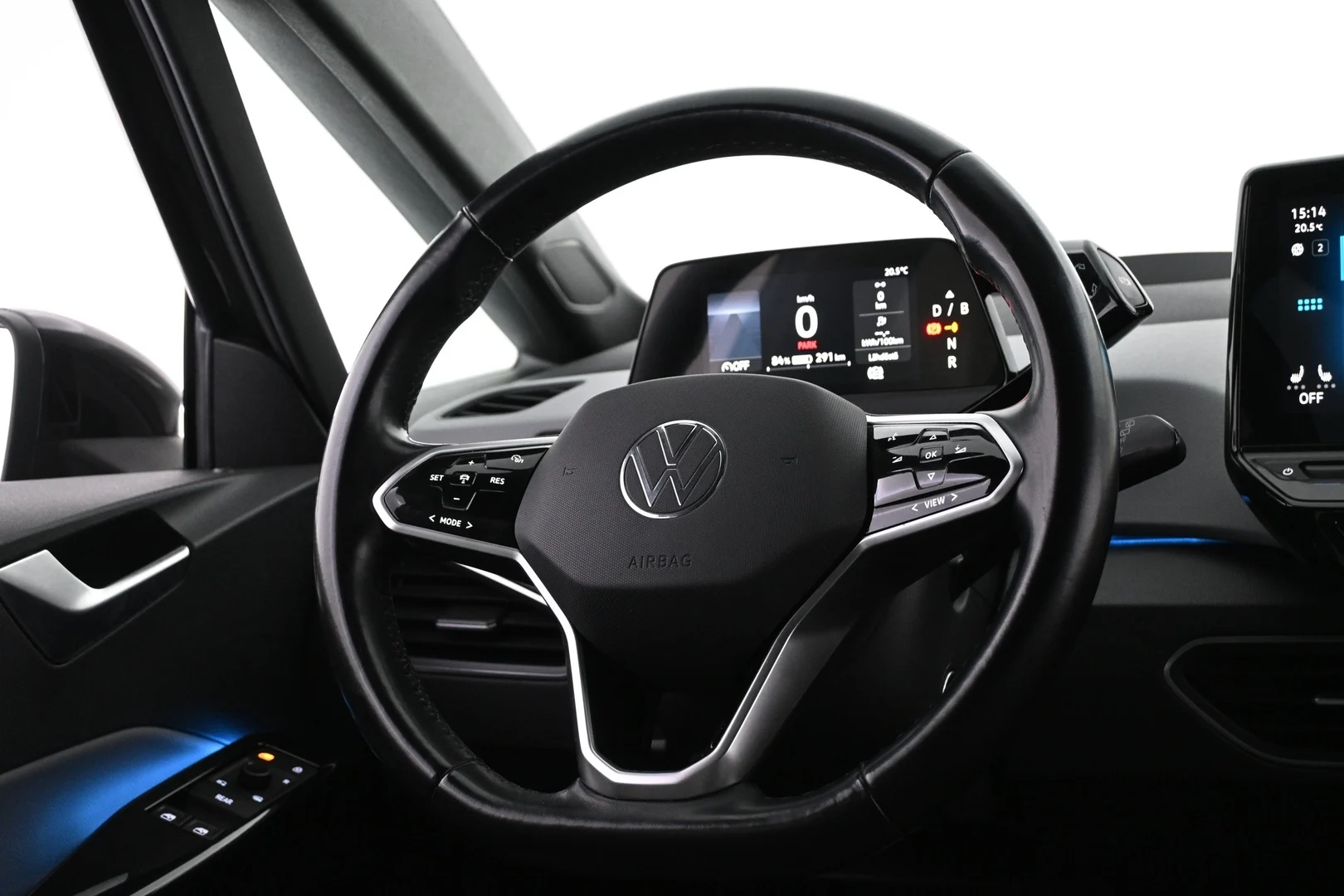 Car Image - 3JjVdBmEBbhL36DG2WmmeD