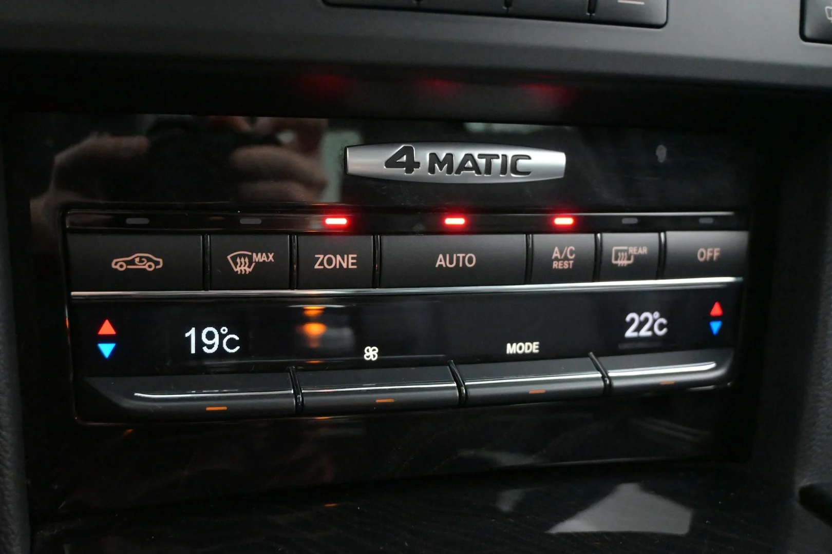 Car Image - 2F25P1isNs5zFWkYgyPdMM