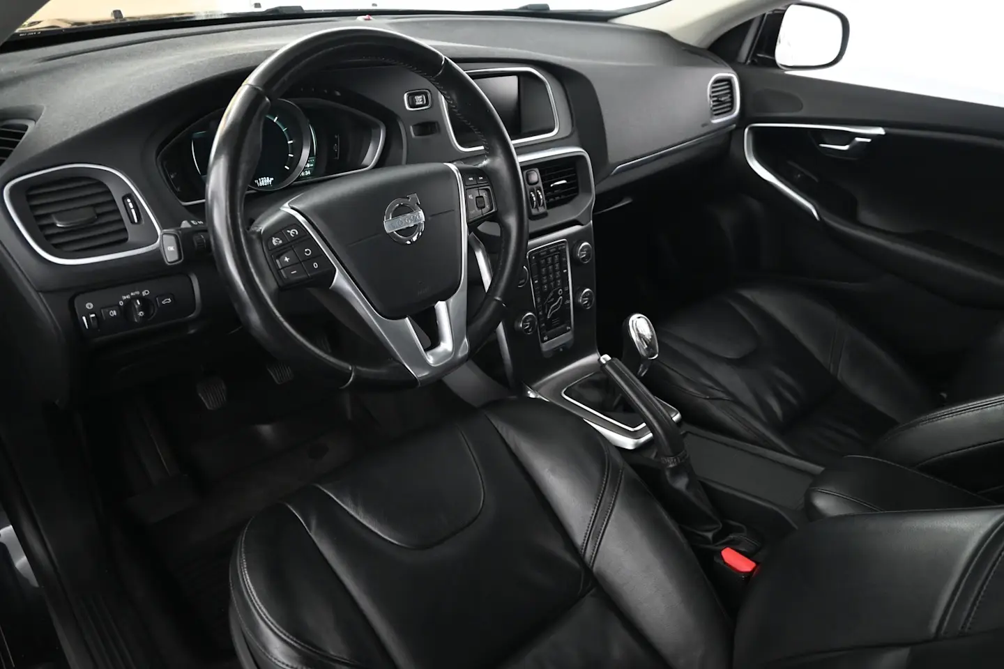 Car Image - 18dNbRg2yOPpUrLEi9sbYq
