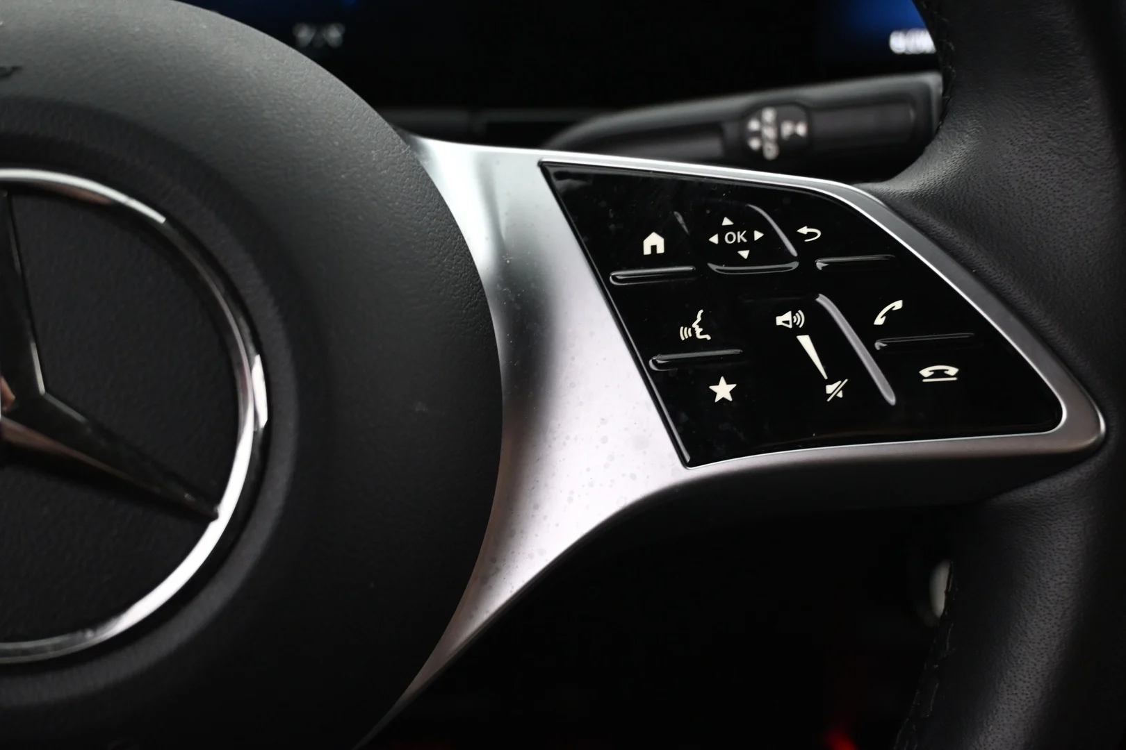 Car Image - 1hGFeXu7AxSyPLJNa9t1Qh