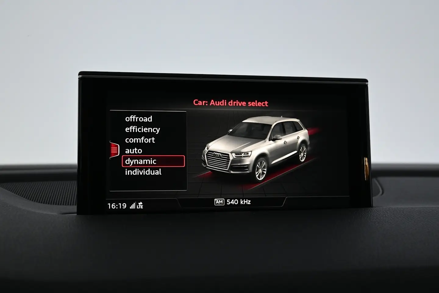 Car Image - 1LaauU3vsWUb845GmLJ5FY