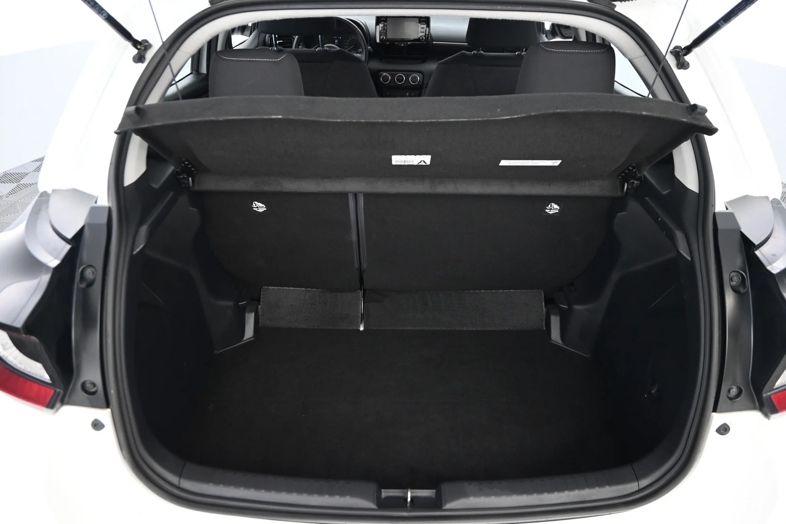 Car Image - 1KaEpe3exCL58dz2qvDtVy