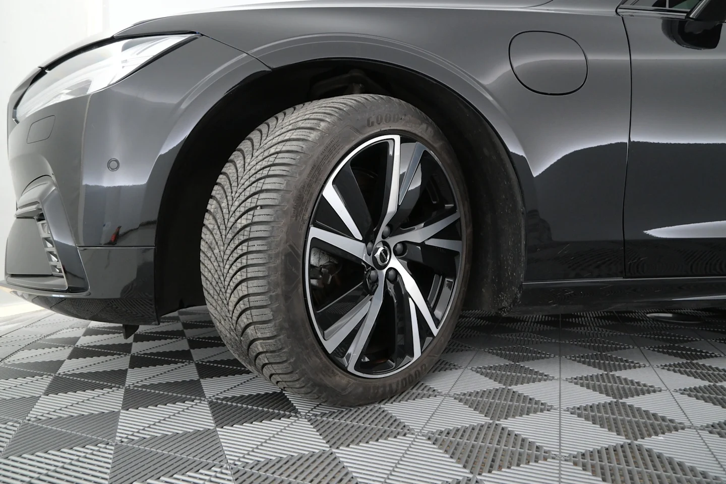 Car Image - 5XidmHDJ5XEGMvp4bxQ6tO