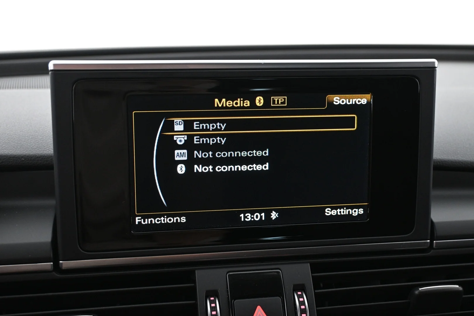 Car Image - 3EiiYGUp6XvJDncb9sjRMa