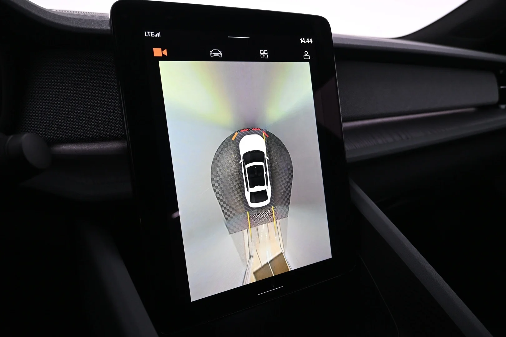 Car Image - 5bulONP0Z9vSwRq3UvfQ03