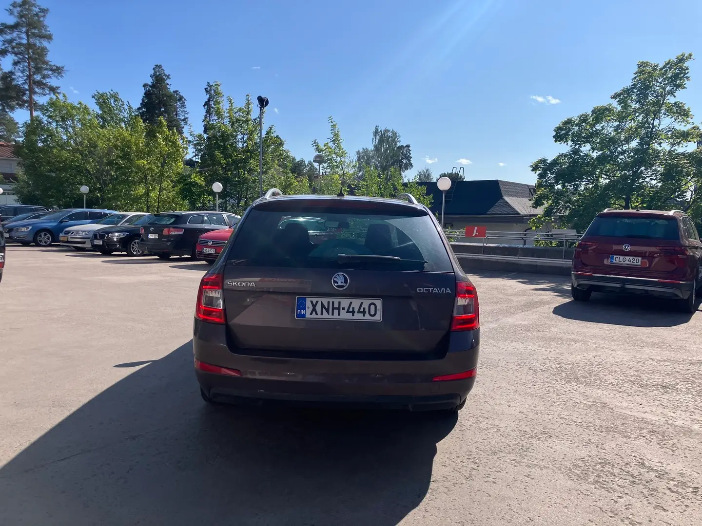 Car Image - 7r4JnTlrFq7YzJr8c2fRI6
