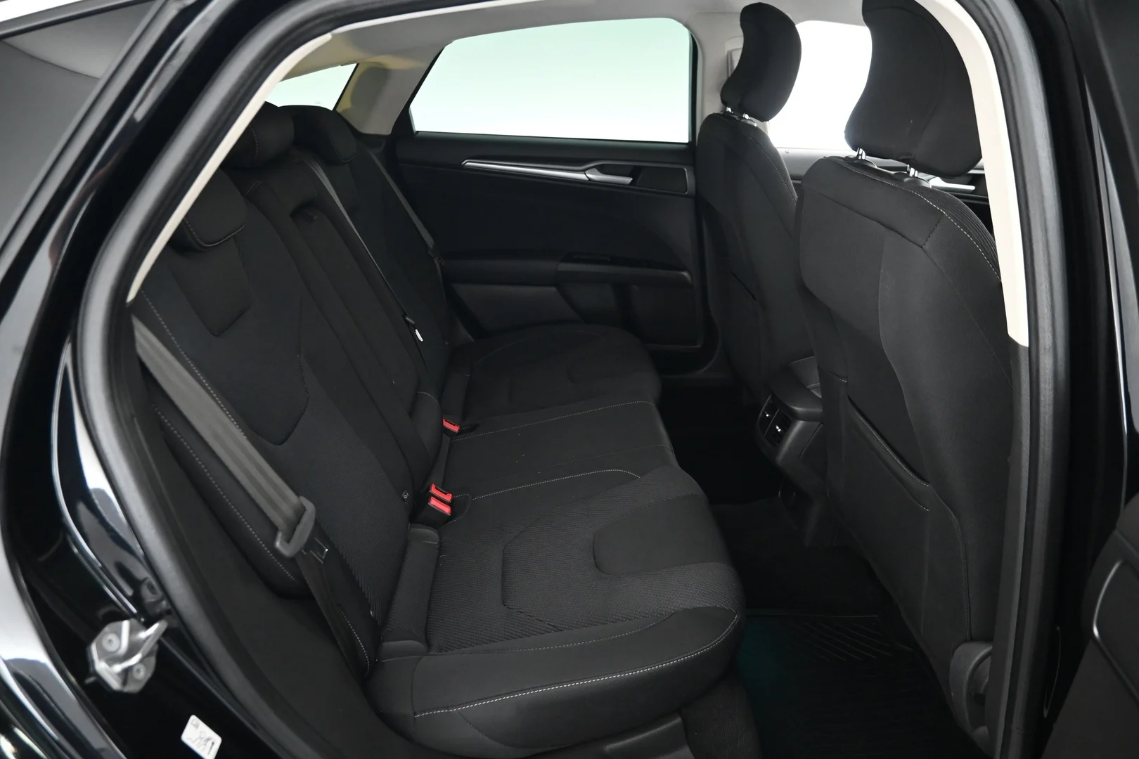 Car Image - 5Oc5zsD5UzJQ9ZnW7aX9uw