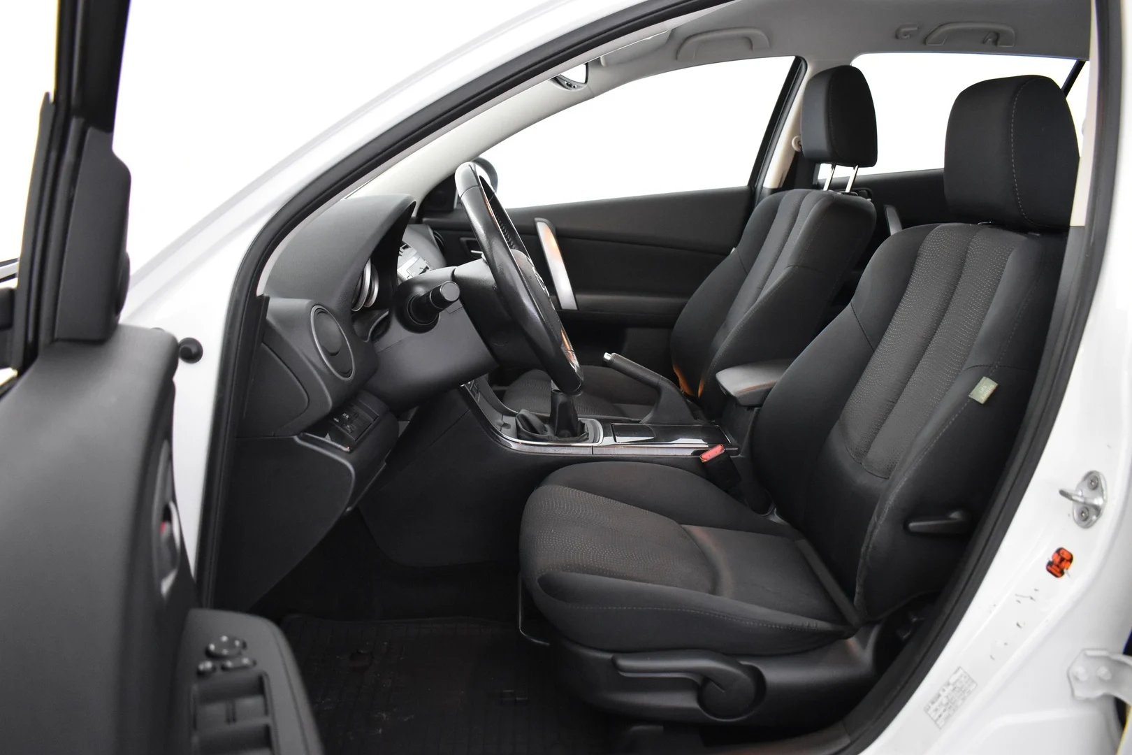 Car Image - 3qQPjJq2GD8cRu7Y3iTfFV