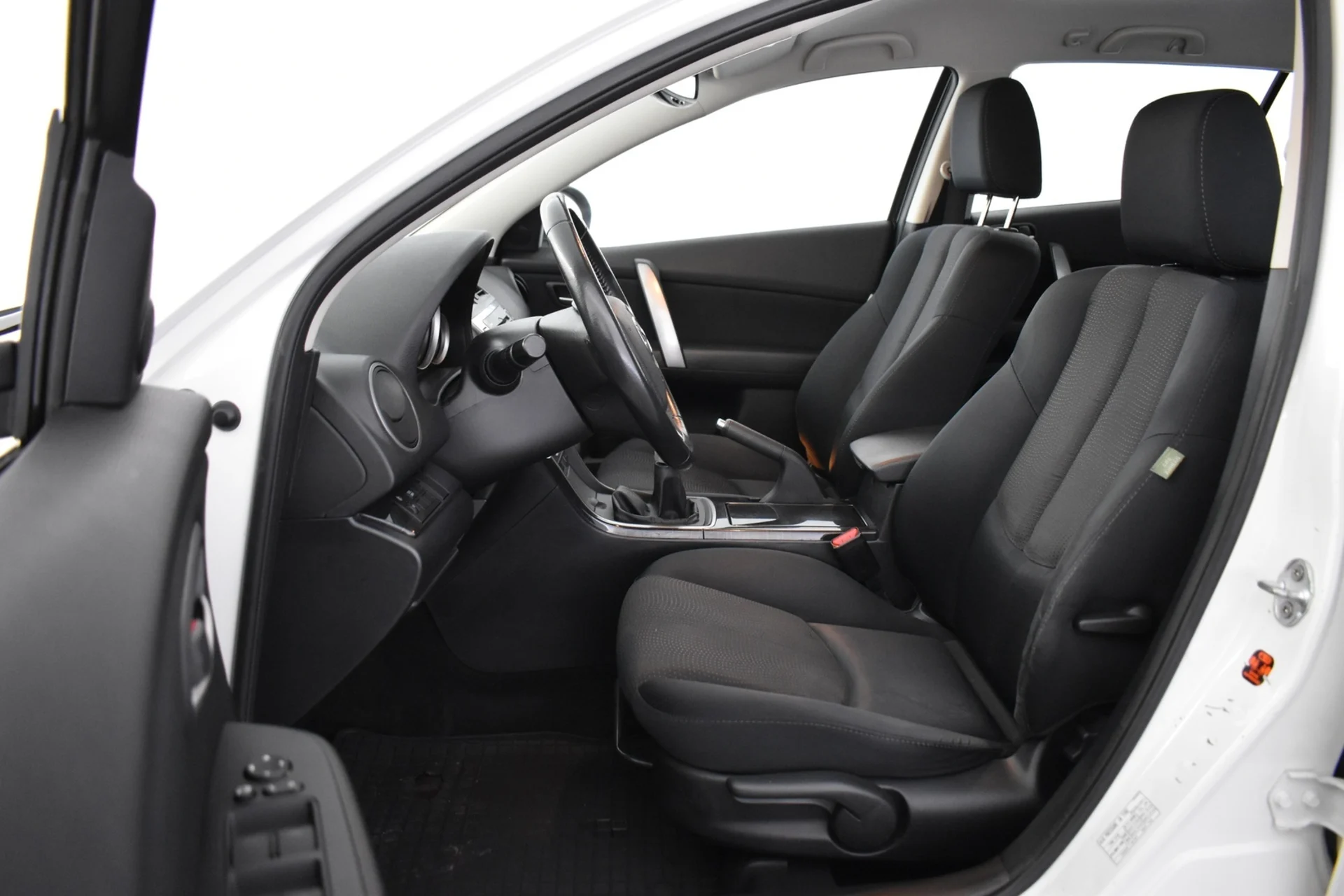 Car Image - 3qQPjJq2GD8cRu7Y3iTfFV