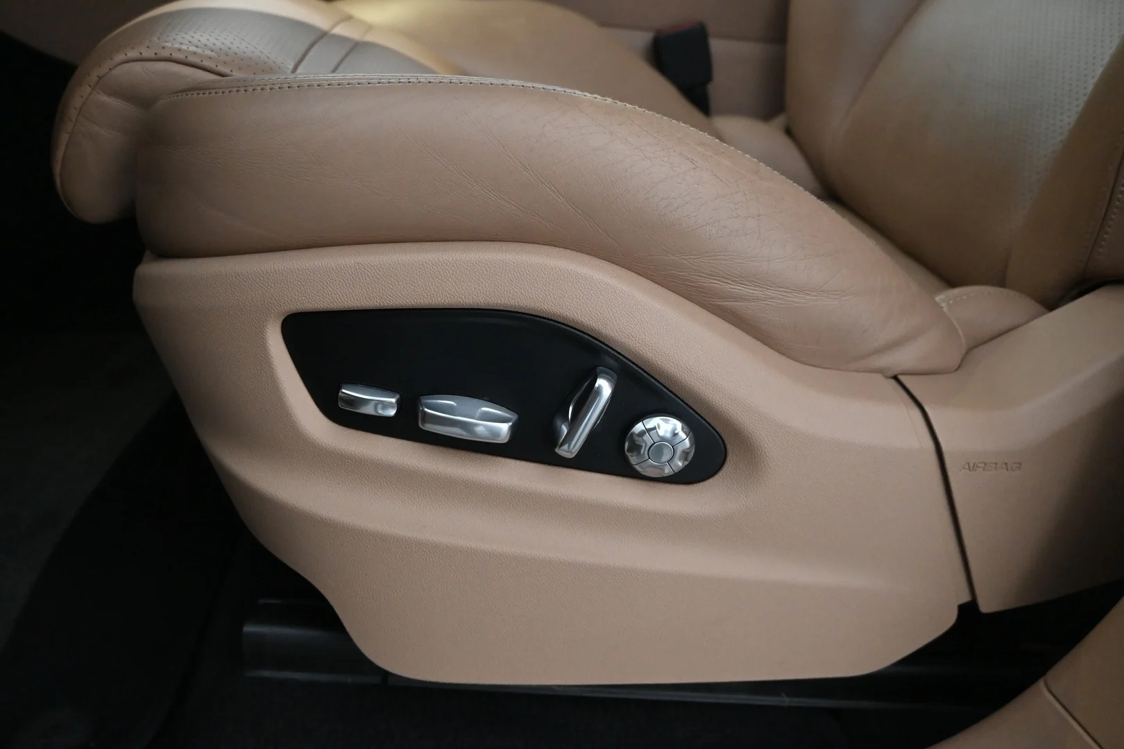 Car Image - 3AFkhPA6BWbNR0MGsWlOcd